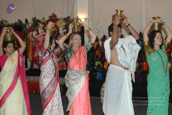 17July2008_GuruPurnima_140_CMP_WM