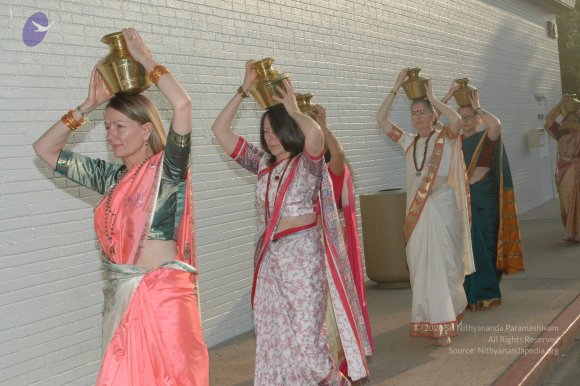 17July2008_GuruPurnima_134_CMP_WM