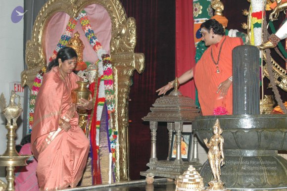 17July2008_GuruPurnima_175_CMP_WM
