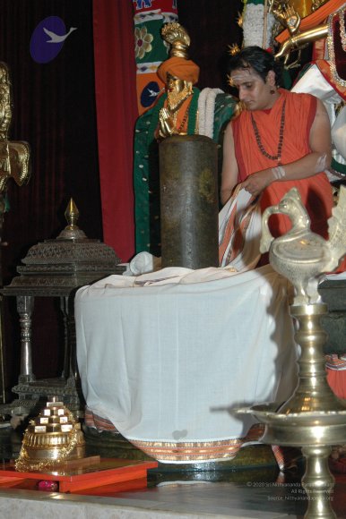 17July2008_GuruPurnima_245_CMP_WM