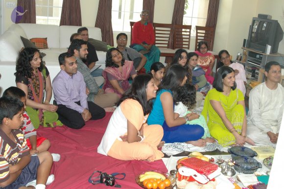 11May08_darshan_123_CMP_WM