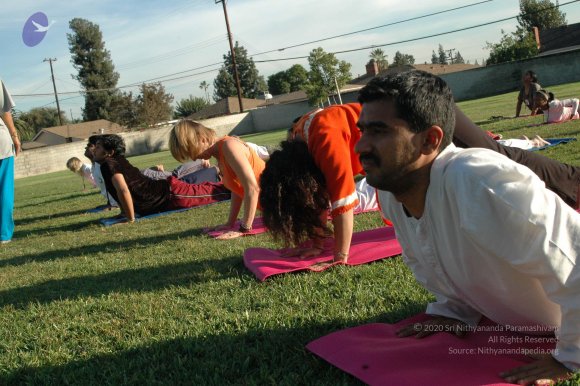 13Nov2008_NYT_Los_Angeles_10_CMP_WM