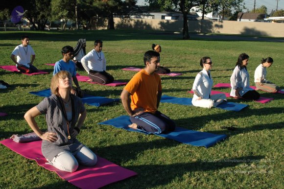 16November2008_NYT_Los_Angeles_04_CMP_WM