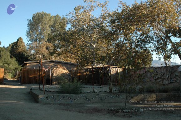 19November2008_NYT_Los_Angeles_09-1_CMP_WM