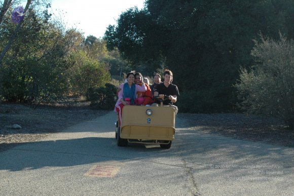 19November2008_NYT_Los_Angeles_14_CMP_WM