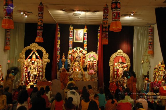 arati at LA temple_CMP_WM