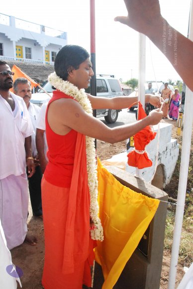 03-FLAG-HOISTING-PORASAPALAYAM_Photo_1001_DSC_0007_CMP_WM