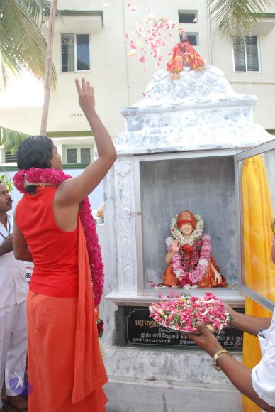 04-FLAG-HOISTING-NAMAKKAL-ASHRAM_Photo_1012_DSC_0053_CMP_WM