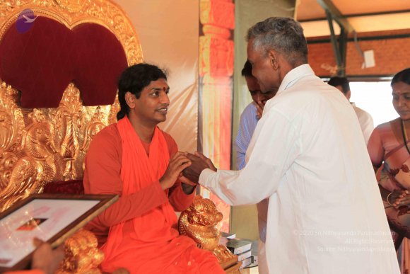 LBE_17Nov09_IN_BL (300)_CMP_WM