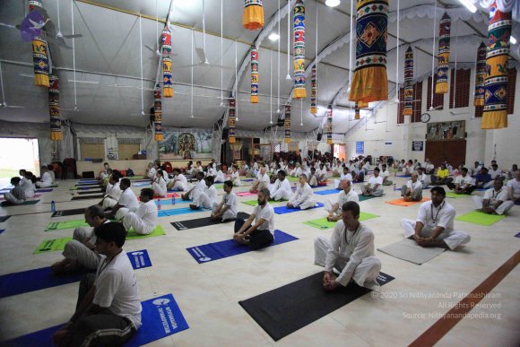 LBE_17Nov09_IN_BL (1)_CMP_WM