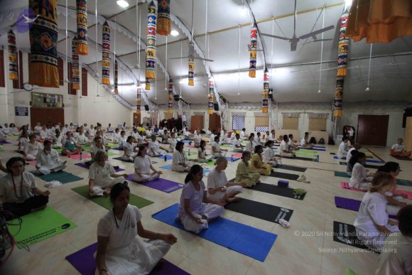 LBE_17Nov09_IN_BL (11)_CMP_WM