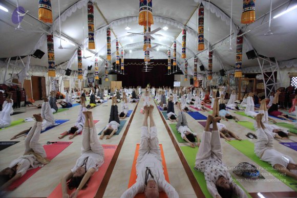 LBE_17Nov09_IN_BL (14)_CMP_WM