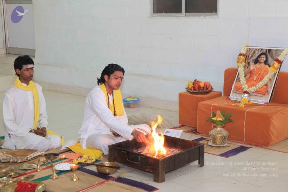 LBE_17Nov09_IN_BL (32)_CMP_WM