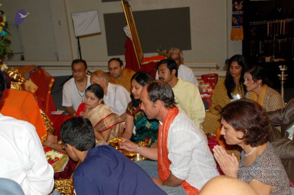 20091002_02October2009_Pratyaksha_Puja_1801