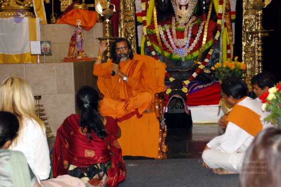 20090927_27Sept2009_Ayya_Temple_Talk_1201