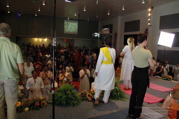 2009-Yogam-LA_DSC_052401
