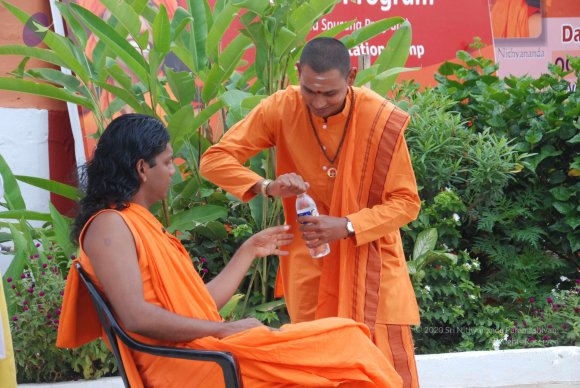 20100817_Photo_1282_DSC_4084_CMP_WM