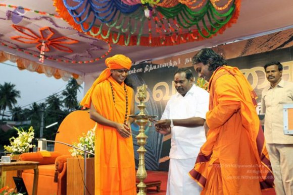 Bhagavad-Gita-Satsang_Photo_1003_3_CMP_WM