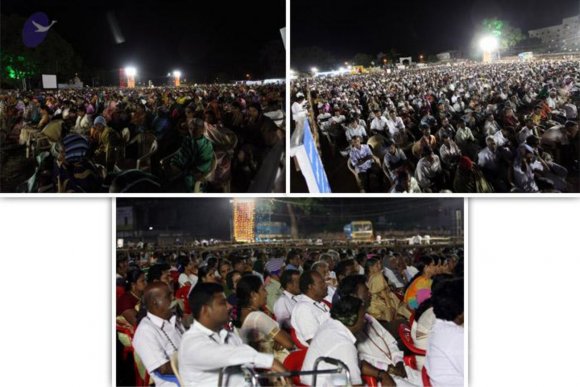 Bhagavad-Gita-Satsang_Photo_1007_7_CMP_WM