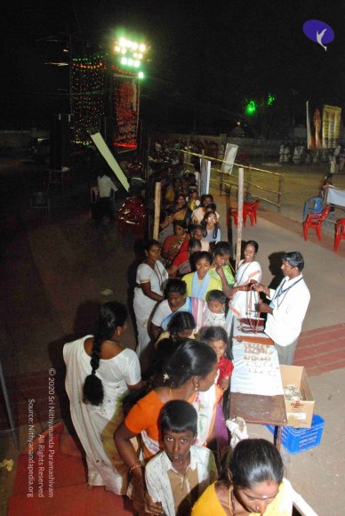 Bhagavad-Gita-Satsang_Photo_1015_DSC_2247_CMP_WM