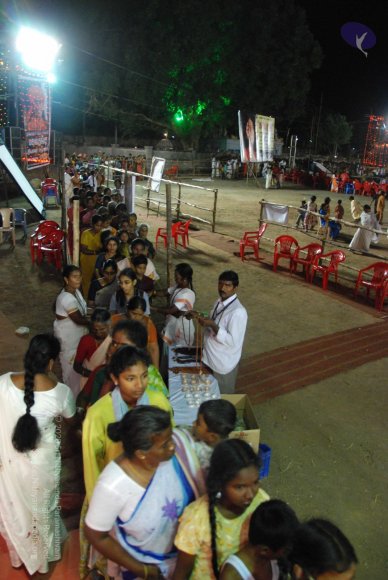 Bhagavad-Gita-Satsang_Photo_1016_DSC_2248_CMP_WM