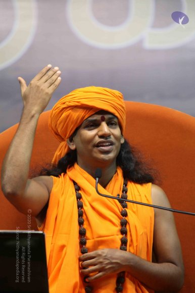 Bhagavad-Gita-Satsang_Photo_1023_IMG_3960_CMP_WM