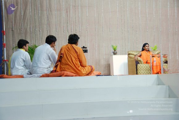 20100717_Photo_1016_DSC_1864_CMP_WM