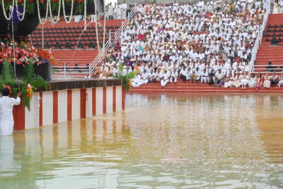 20100725_Photo_1755_DSC_1108_CMP_WM