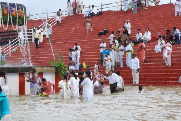 20100725_Photo_1069_DSC_1242_CMP_WM