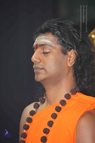 Pada-Puja_Photo_1015_IMG_7946_CMP_WM