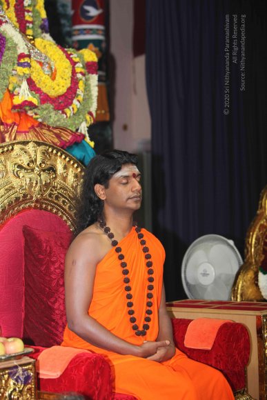 Pada-Puja_Photo_1017_IMG_7976_CMP_WM