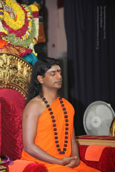 Pada-Puja_Photo_1018_IMG_7977_CMP_WM