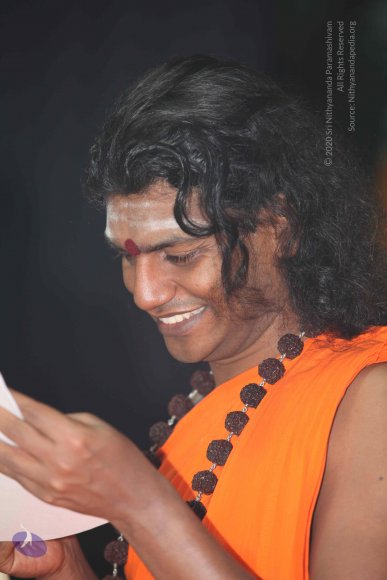 Pada-Puja_Photo_1027_IMG_8036_CMP_WM