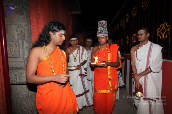 20101121_Photo_1043_IMG_9919_CMP_WM