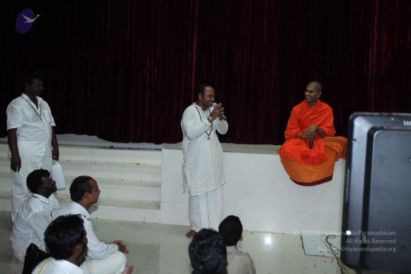 03-Acharya-Session_Photo_1009_IMG_5873_CMP_WM