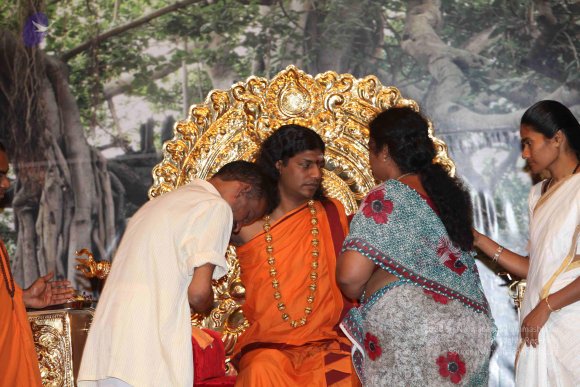 03-Darshan_Photo_1005_IMG_8374_CMP_WM