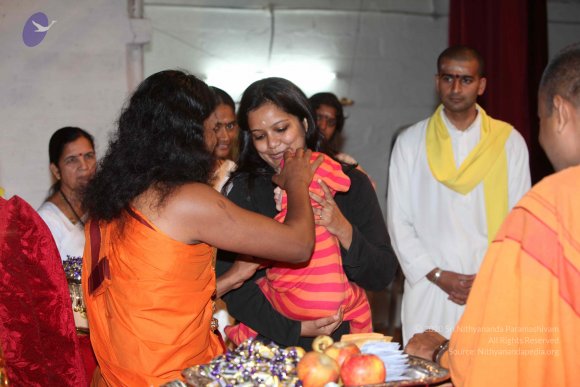 03-Darshan_Photo_1015_IMG_8403_CMP_WM