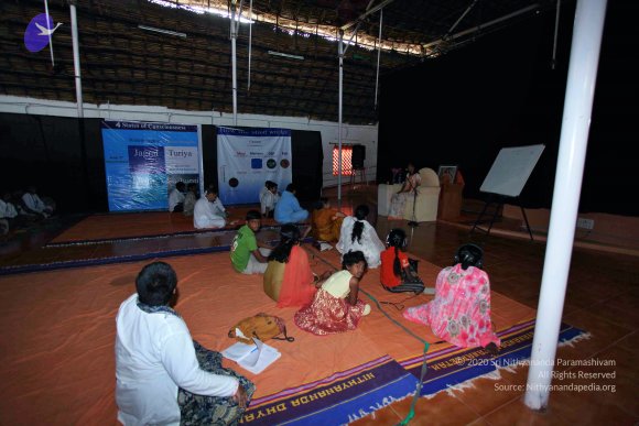 05-Acharya-Session_Photo_1000_IMG_8322_CMP_WM