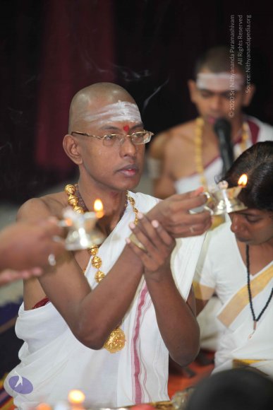 20101019_Photo_1075_IMG_2647_CMP_WM