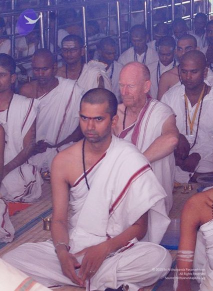 01--Pada-puja_CMP_WM