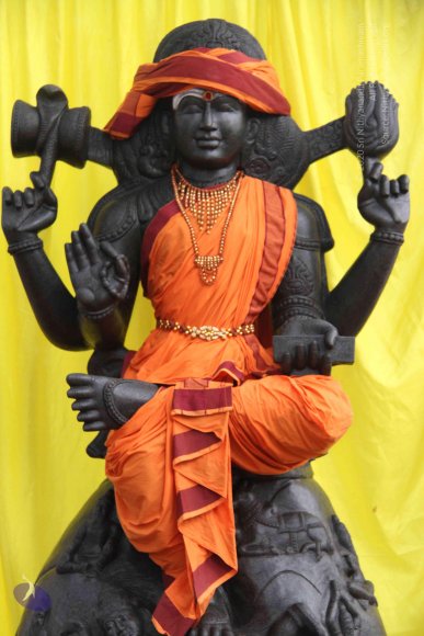 01-Temple_Photo_1011_IMG_9103_CMP_WM