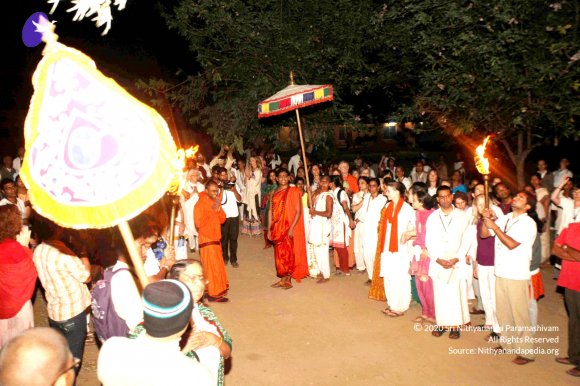 Procession_Photo_1009_IMG_7544_CMP_WM