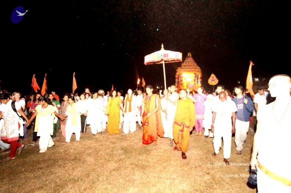 Procession_Photo_1018_IMG_7594_CMP_WM