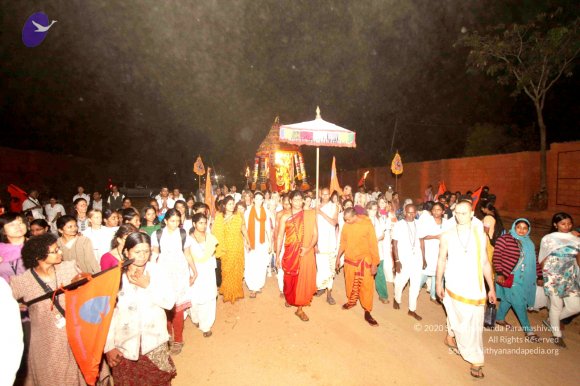 Procession_Photo_1032_IMG_7622_CMP_WM