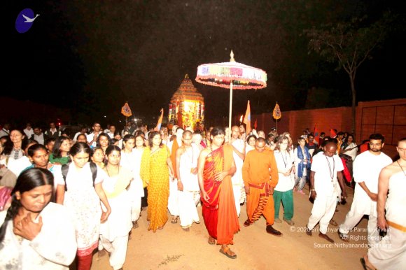 Procession_Photo_1033_IMG_7623_CMP_WM