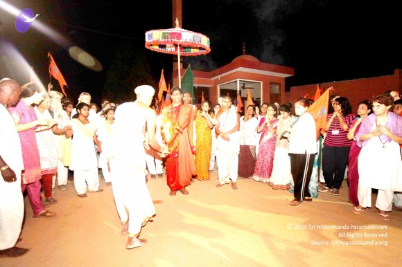 Procession_Photo_1040_IMG_7635_CMP_WM