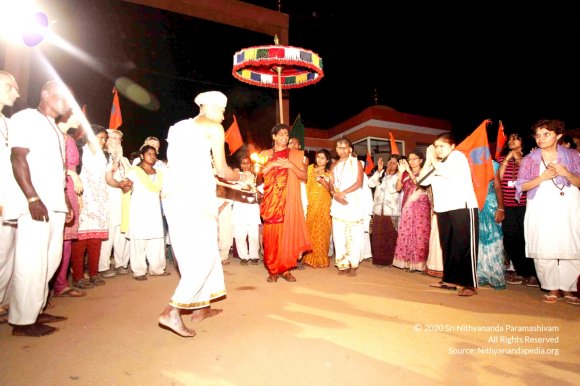 Procession_Photo_1041_IMG_7636_CMP_WM