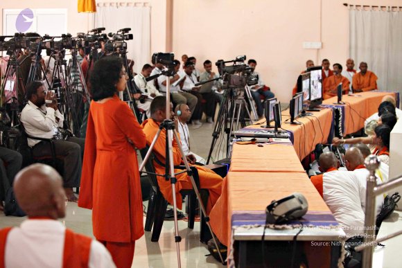 20110225_Photo_1034_IMG_1642_CMP_WM