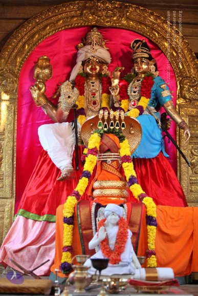 20110202_Photo_1023_IMG_3051_CMP_WM