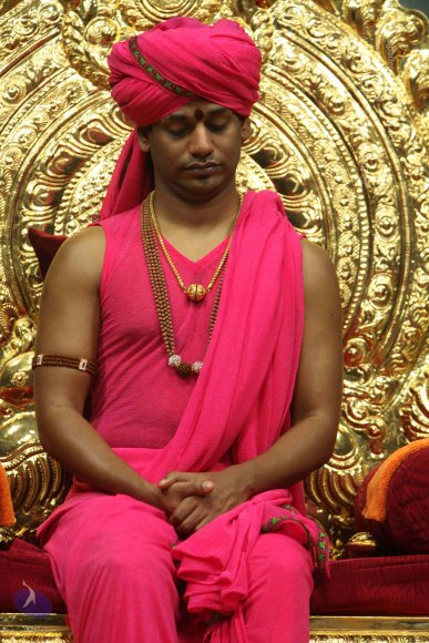 2-Pada-Puja_Photo_1011_IMG_8217_CMP_WM